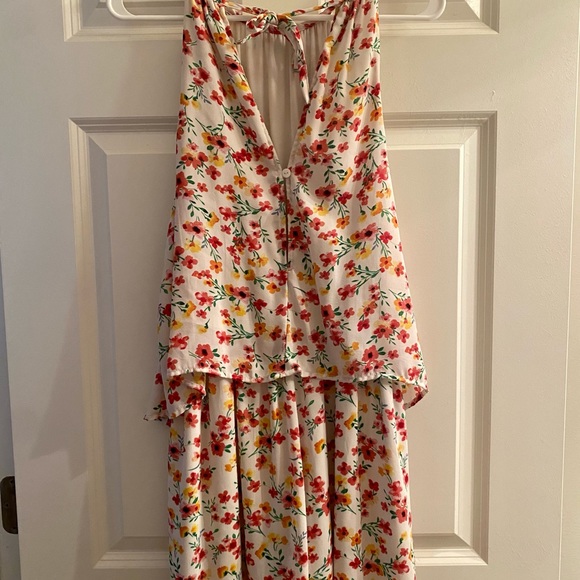 Jack by BB Dakota, Flower Romper. Size, L. - Picture 7 of 7